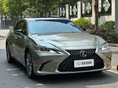 Lexus ES 200 Premium Edition - ფოტო 3