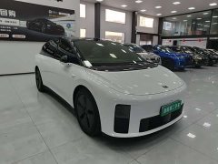 Li Auto i6 2025 Two-Wheel Drive Standard - ფოტო 3