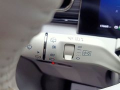 Leapmotor C11 Pure Electric 580 AWD Performance Edition - ფოტო 12