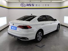 Volkswagen Bora 200TSI DSG Comfort Navigation Edition - ფოტო 3
