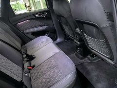 Audi Q4 e-tron 50 e-tron quattro Creative Starlight Edition - ფოტო 8