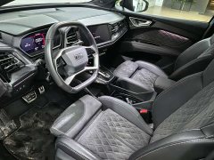 Audi Q4 e-tron 50 e-tron quattro Creative Starlight Edition - ფოტო 9