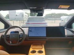 Li Auto L6 Max Smart Refresh Edition - ფოტო 9