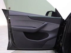 Tesla Model Y Long Range Rear-Wheel Drive - ფოტო 10