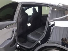Tesla Model Y Long Range Rear-Wheel Drive - ფოტო 12