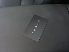 Tesla Model Y Long Range Rear-Wheel Drive - ფოტო 13