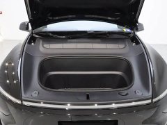 Tesla Model Y Long Range Rear-Wheel Drive - ფოტო 20