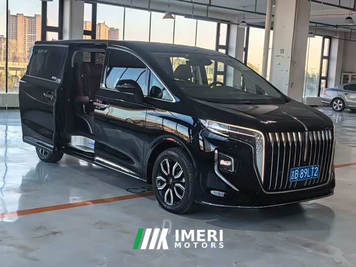 FAW Red Flag HQ9 2.0T Smart Connected Flagship Comfort Edition