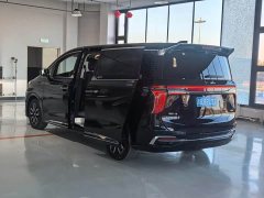 FAW Red Flag HQ9 2.0T Smart Connected Flagship Comfort Edition - ფოტო 7