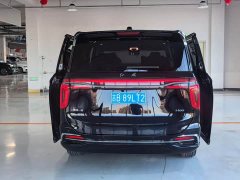 FAW Red Flag HQ9 2.0T Smart Connected Flagship Comfort Edition - ფოტო 8
