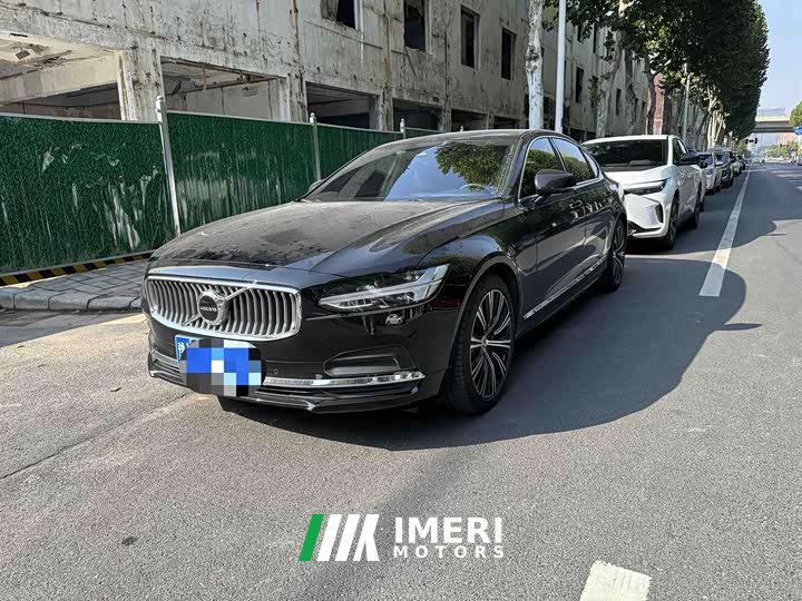 Volvo S90 2023 B5 Smart Luxury Edition - ავტომობილი ჩინეთიდან
