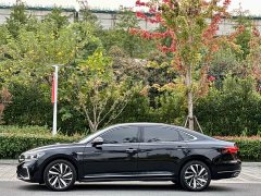 Volkswagen Passat 330TSI Starry Sky Luxury Edition - ფოტო 7