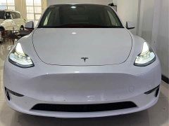 Tesla Model Y Long Range All-Wheel Drive - ფოტო 2