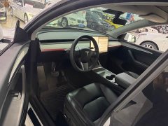 Tesla Model Y Long Range All-Wheel Drive - ფოტო 3