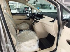 Buick GL8 New Energy 2025 Luushang Advance Edition - ფოტო 11