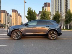 Cadillac XT5 2025 2.0T Luxury - ფოტო 4