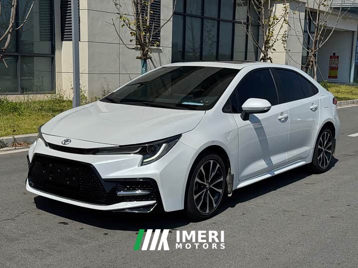 Toyota Corolla 1.8L CVT Sport