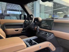 Land Rover Defender 110 3.0T P400 X-Dynamic HSE - ფოტო 7