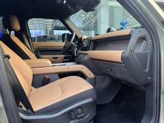 Land Rover Defender 110 3.0T P400 X-Dynamic HSE - ფოტო 8