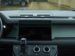 Land Rover Defender Facelift 110 3.0T P400 X-DYNAMIC HSE - ფოტო 17