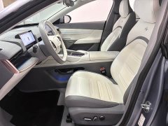 Dongfeng eπ007 Pure Electric 540 AWD Max Edition - ფოტო 7