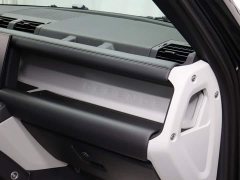 Land Rover Defender 110 3.0T P400 XS - ფოტო 9