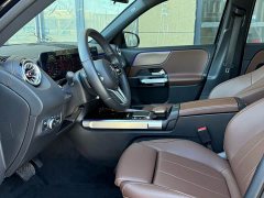 Mercedes-Benz GLB 220 Dynamic - ფოტო 10