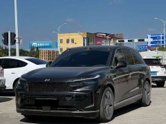 Nio Lerado L90 Max Six-Seater - ფოტო 1