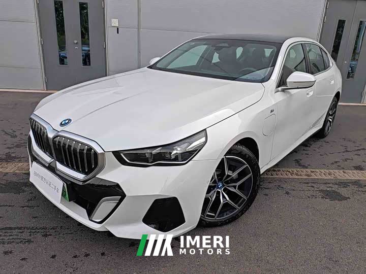 BMW i5 2024 eDrive 35L M Sport Package - ავტომობილი ჩინეთიდან