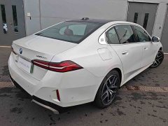 BMW i5 2024 eDrive 35L M Sport Package - ფოტო 4