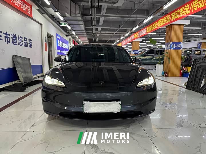 Tesla Model 3 Rear-Wheel Drive