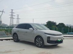 Li Auto L6 Pro - ფოტო 3