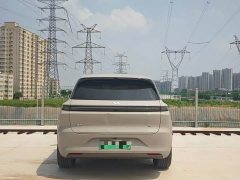 Li Auto L6 Pro - ფოტო 8