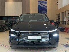 Tesla Model Y Rear-Wheel Drive - ფოტო 2