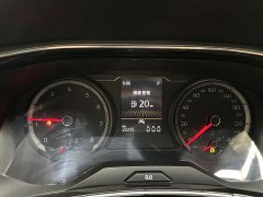 Volkswagen Taos 280TSI FWD Luxury Smart Connected Edition - ფოტო 17