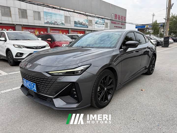 Changan UNI-V 2023 1.5T Premium - ავტომობილი ჩინეთიდან