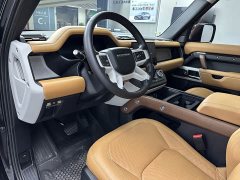 Land Rover Defender 2024 110 3.0T P400 Dark Edition - ფოტო 12