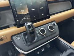 Land Rover Defender 2024 110 3.0T P400 Dark Edition - ფოტო 18