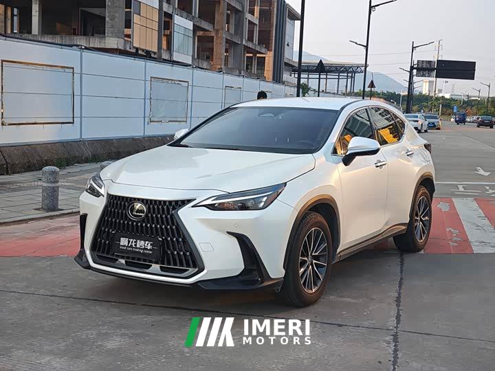 Lexus NX 350h FWD Creative Edition