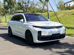 Li Auto L7 Pro - ფოტო 3