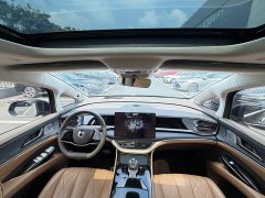 Denza D9 2022 DM-i 970 AWD Flagship - ფოტო 18