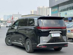 Denza D9 2022 DM-i 970 AWD Flagship - ფოტო 4