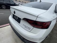 Volkswagen Sagitar 300TSI DSG Flying Edition - ფოტო 13
