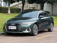 Audi A3 A3L Limousine 35 TFSI Aspiration Elegance - ფოტო 1