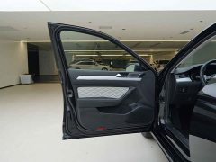 Volkswagen Magotan 2023 2 Million Units Commemorative Edition 330TSI DSG Luxury - ფოტო 16