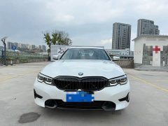BMW 3 Series 320i M Sport Package - ფოტო 1