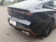 Changan UNI-V 1.5T 500Bar Luxury Sport Edition - ფოტო 10