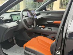 Changan UNI-V 1.5T 500Bar Luxury Sport Edition - ფოტო 13