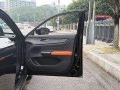 Changan UNI-V 1.5T 500Bar Luxury Sport Edition - ფოტო 6