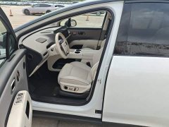 Li Auto i8 Standard Edition - ფოტო 3